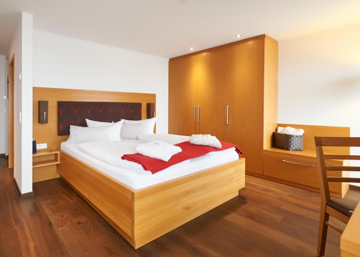 Wellnesshotel Zum Koch Ortenburg ภายนอก รูปภาพ