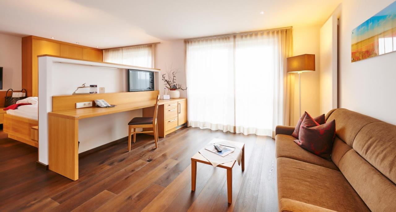 Wellnesshotel Zum Koch Ortenburg ภายนอก รูปภาพ