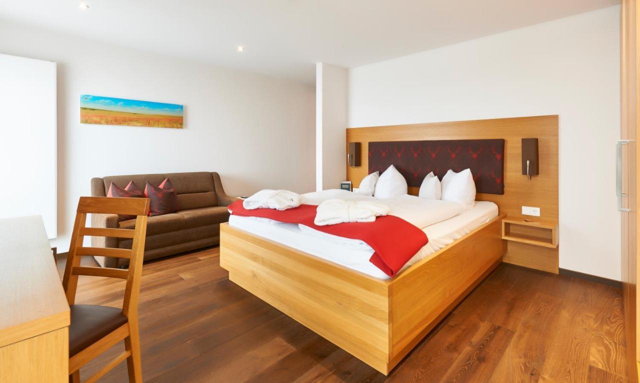 Wellnesshotel Zum Koch Ortenburg ภายนอก รูปภาพ