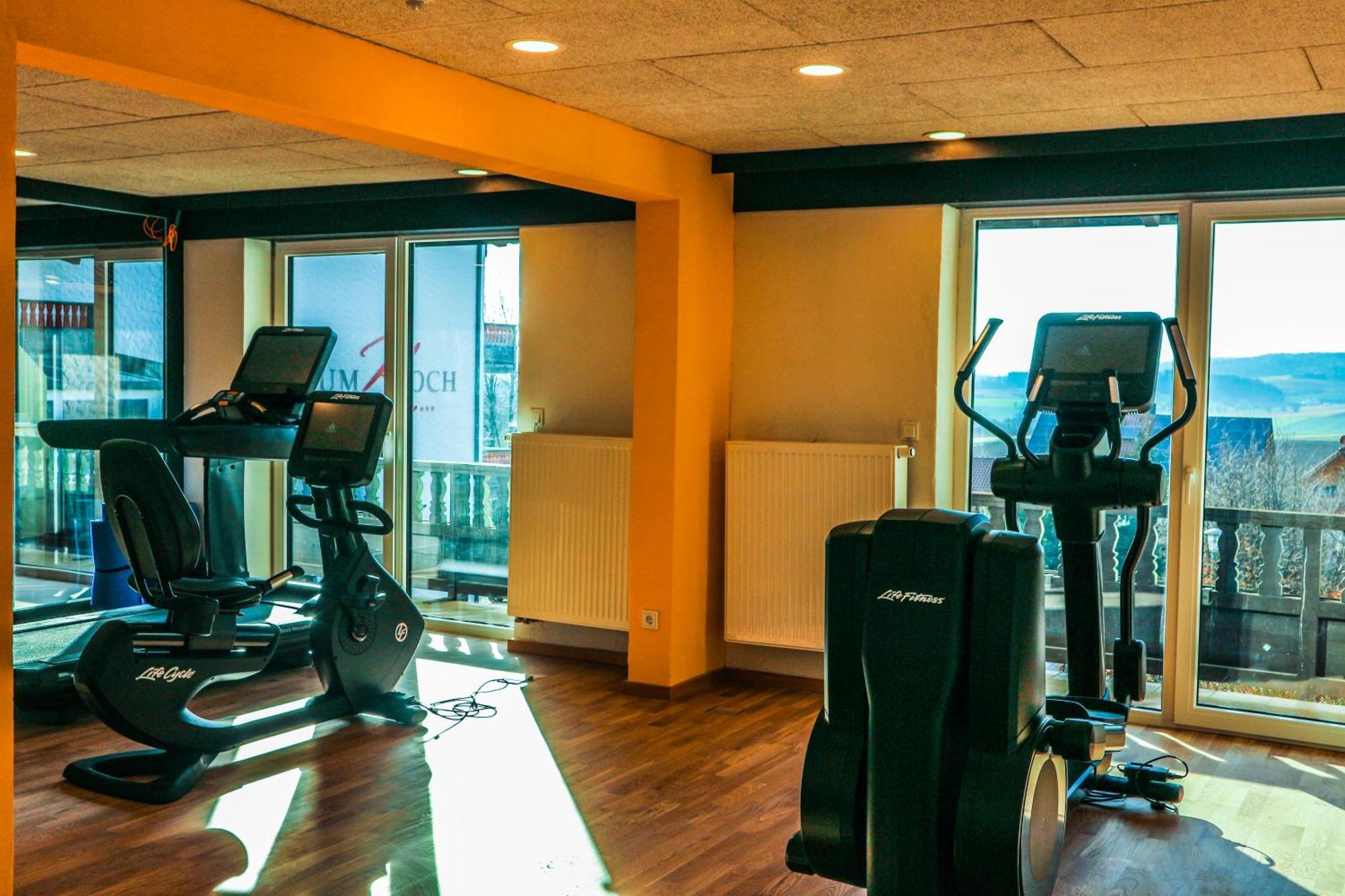 Wellnesshotel Zum Koch Ortenburg ภายนอก รูปภาพ