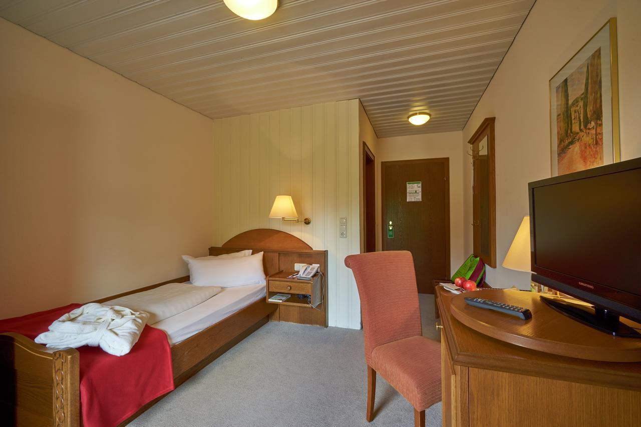 Wellnesshotel Zum Koch Ortenburg ภายนอก รูปภาพ