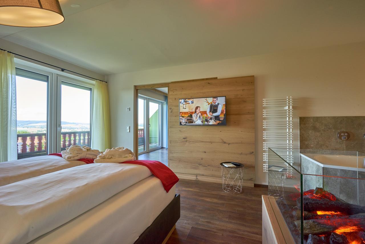 Wellnesshotel Zum Koch Ortenburg ภายนอก รูปภาพ