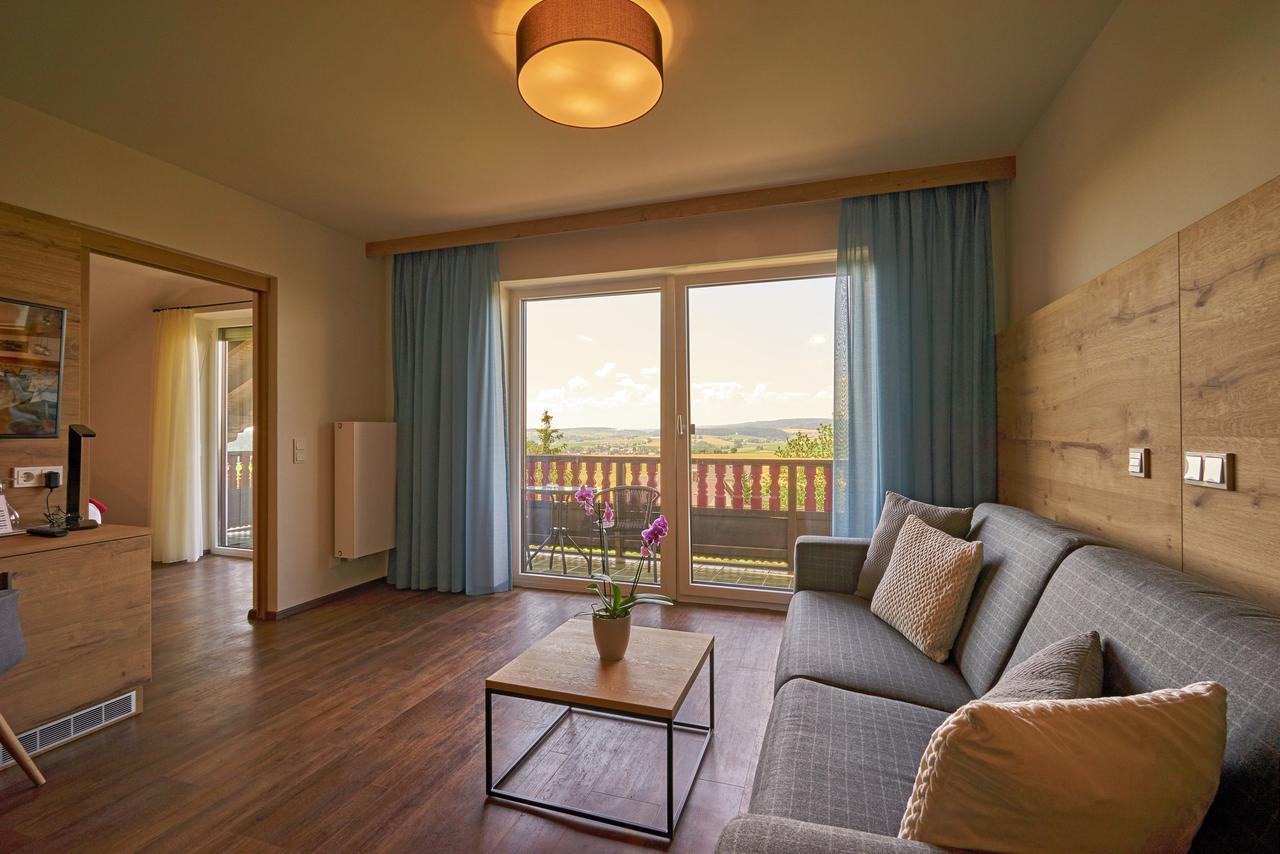 Wellnesshotel Zum Koch Ortenburg ภายนอก รูปภาพ
